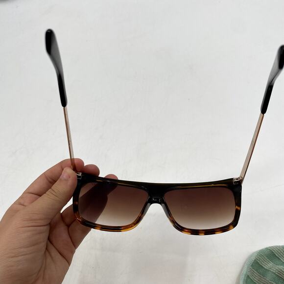 Quay Australia Sunglasses X Desi Perkins OTL II Black Tort/Brown Fade - Picture 4 of 8